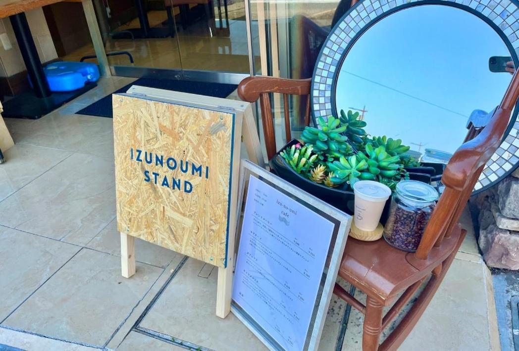 Izu-No-Umi Hotel Атами Экстерьер фото